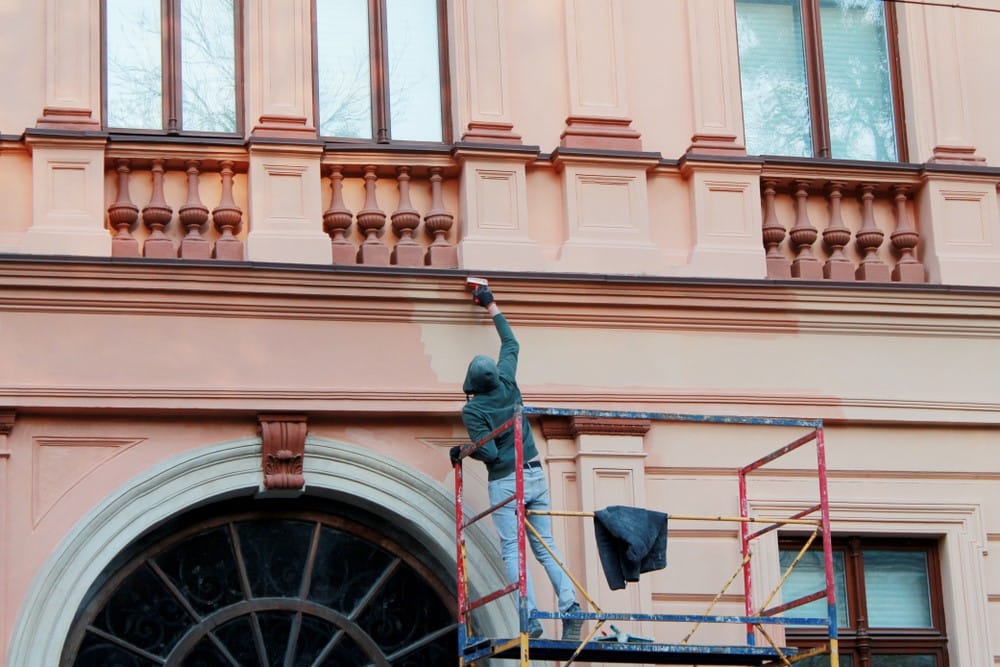 How Commercial Painting Services Transform Business Spaces