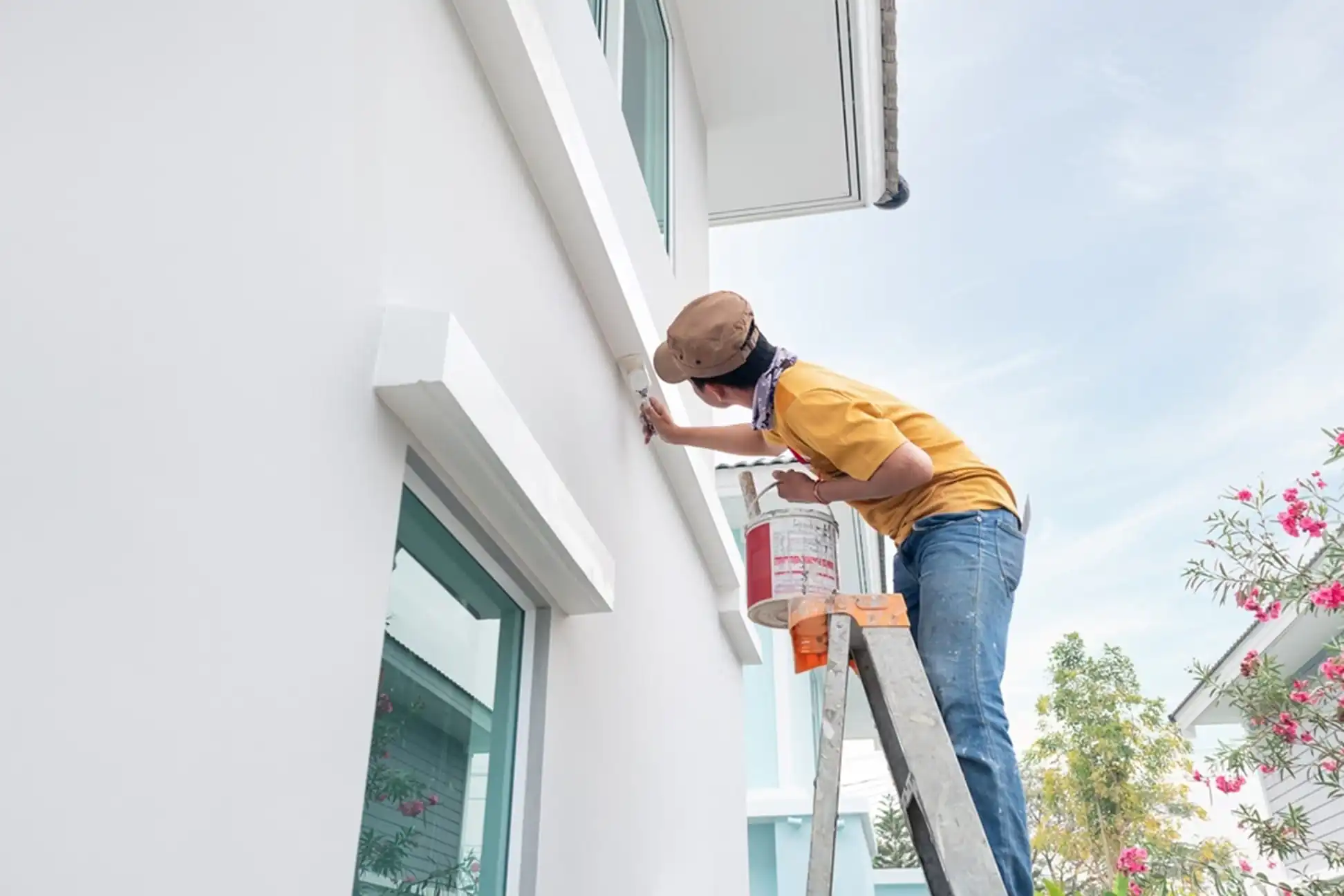 Types of Exterior Paints Suitable for Florida Weather