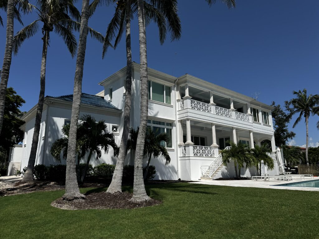 Premium exterior painting for a luxury mansion in Florida